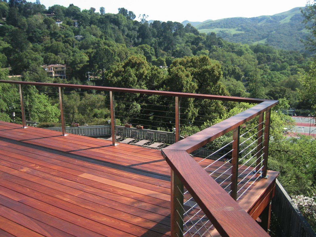 Orinda Deck Happy Day Construction